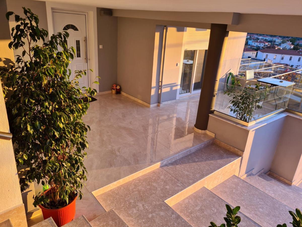 Prínos Loridis View Apartments מראה חיצוני תמונה