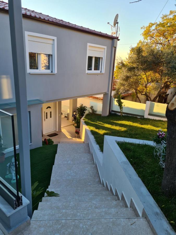 Prínos Loridis View Apartments מראה חיצוני תמונה