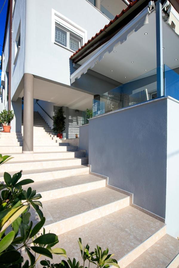 Prínos Loridis View Apartments מראה חיצוני תמונה