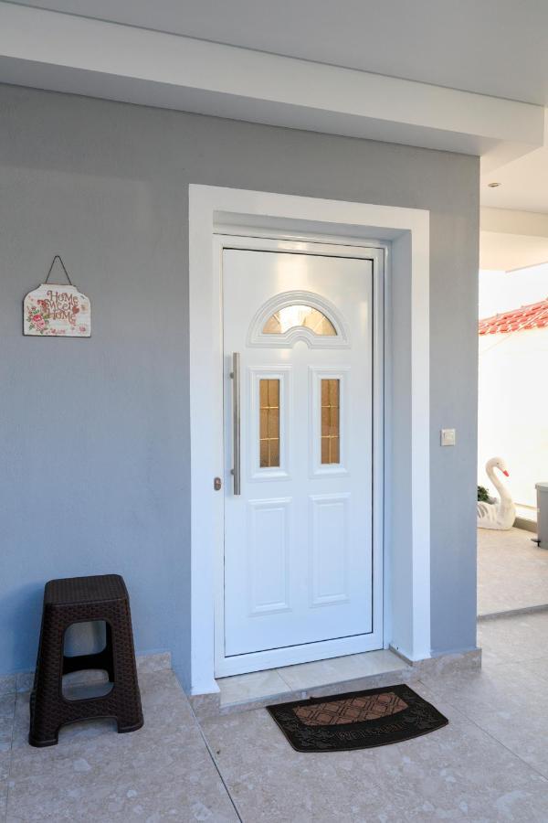 Prínos Loridis View Apartments מראה חיצוני תמונה